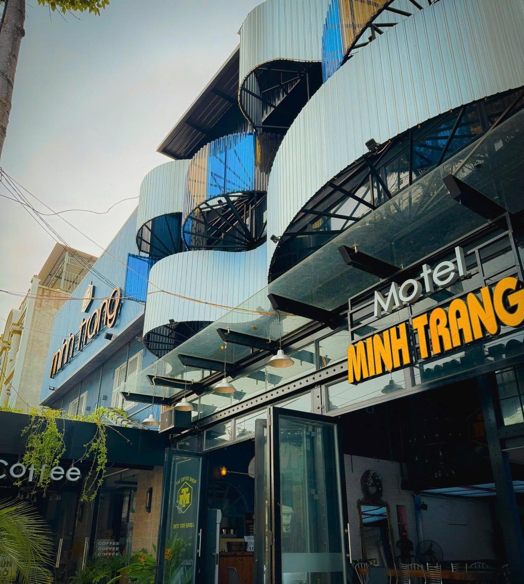 Minh Trang Motel チャウドック エクステリア 写真